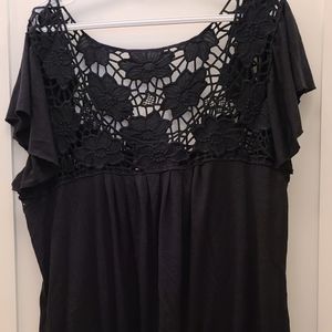 3X Torrid shirt - crocheting on top.